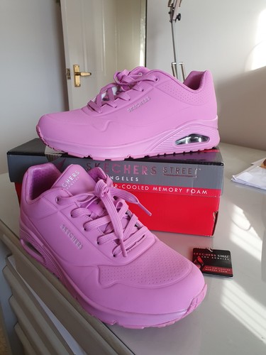 Sketchers size ladies - 8,