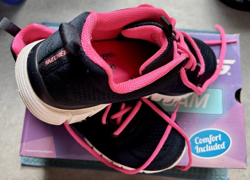 Skechers size wide - 5, wide-fit