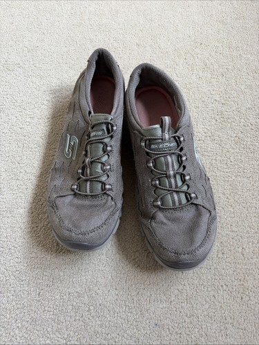 Sketchers women size 5 - size, 5.5