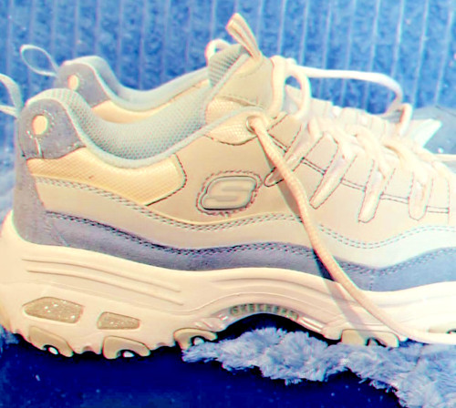 Sketchers memory foam women