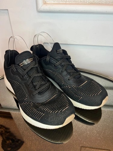 Sketchers size black gold - size,