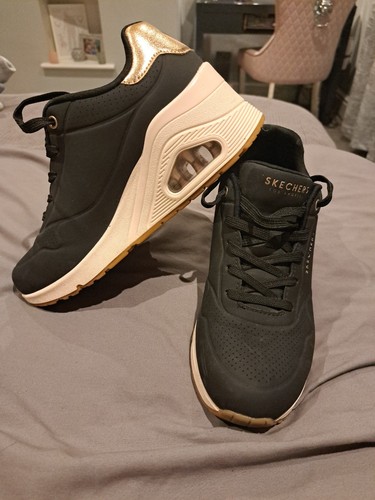 Sketchers women size 5 - size,