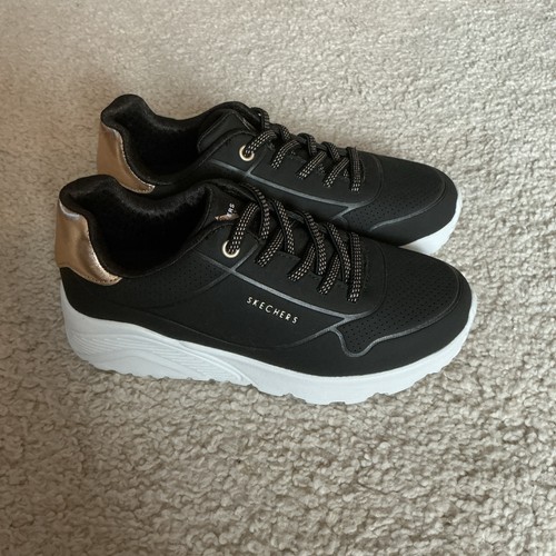 New sketchers black - new,